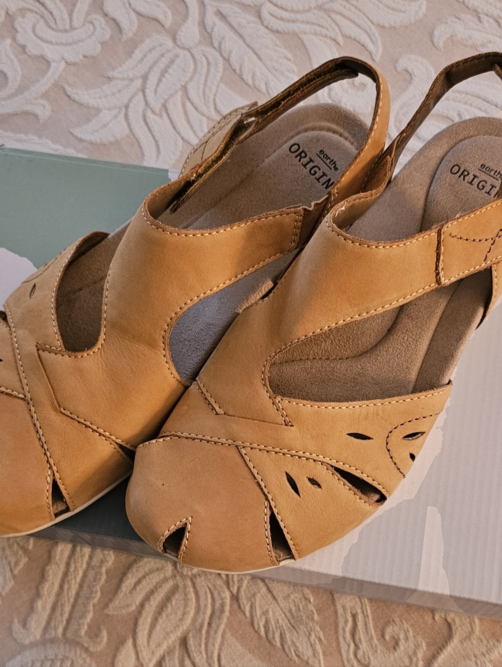 Earth Birdine Mary Jane Sryle Fisherman Sandle 9.5